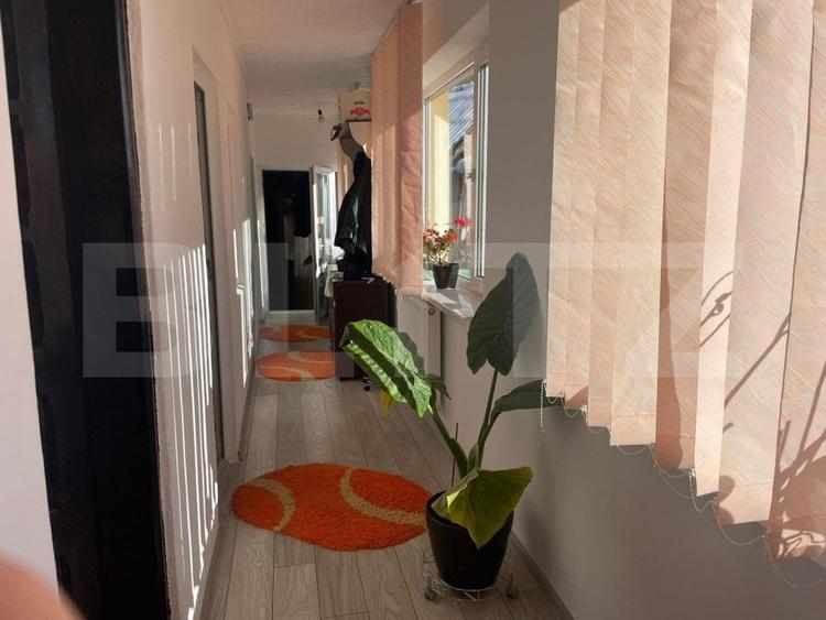 Casă individuală cu 5 camere cu Canalizare în Pucioasa