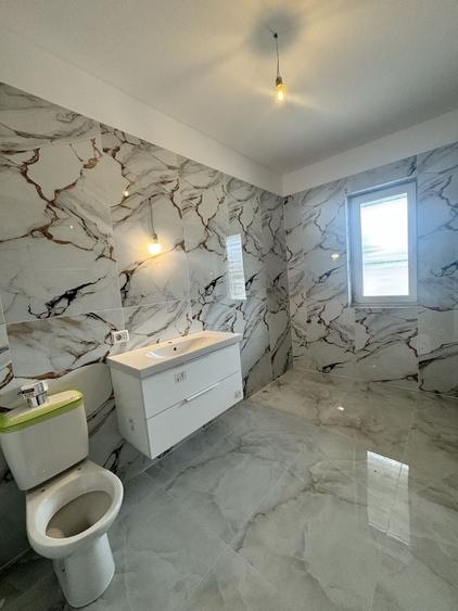 Duplex cu 3 camere cu Canalizare în Beregsău Mare