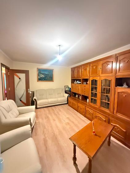 Apartament cu 3 camere în Ultracentral