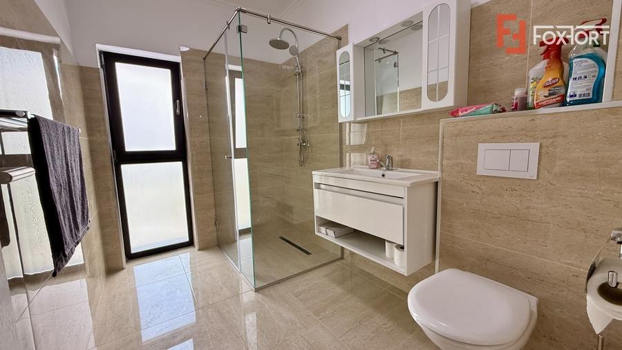 Apartament cu 3 camere, mobilat în Moșnița Nouă
