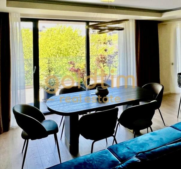 Penthouse cu 5 camere decomandat, mobilat în Pipera