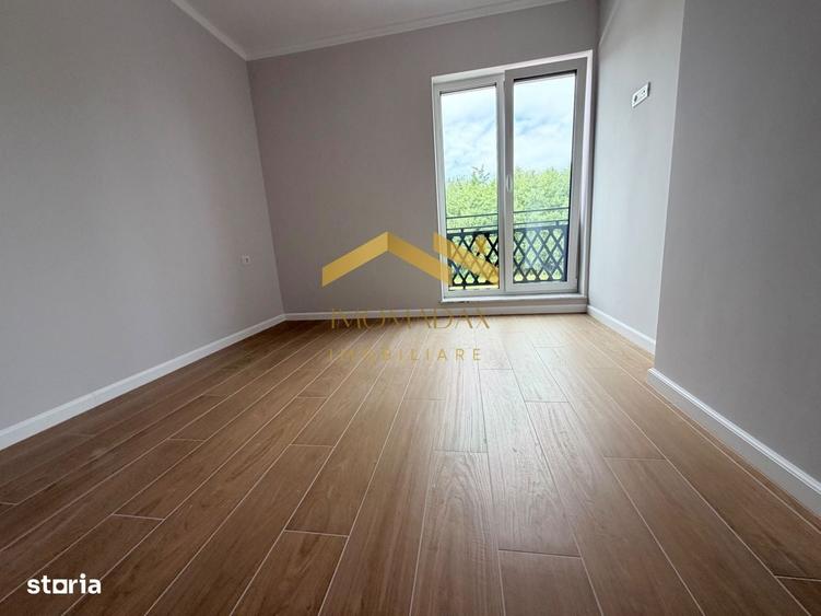 Casă cu 4 camere în Remetea Mare