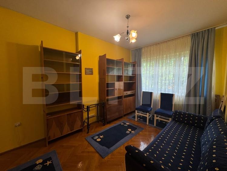 Apartament cu 3 camere decomandat, mobilat în Zorilor