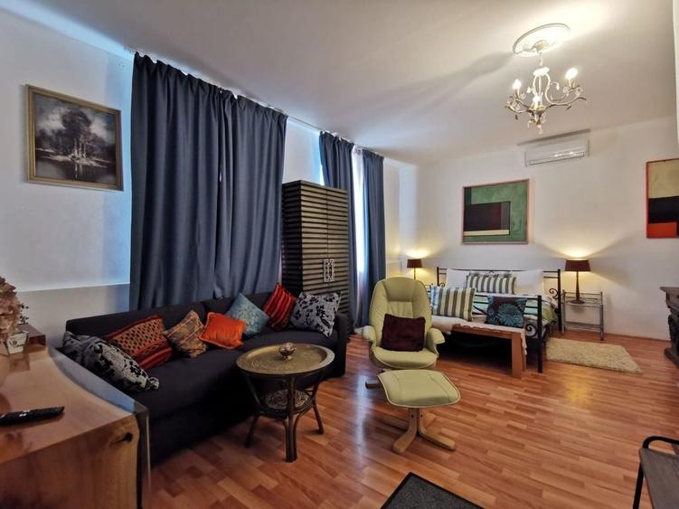 Casă cu 3 camere cu Teren 1000 Mp în Gruia