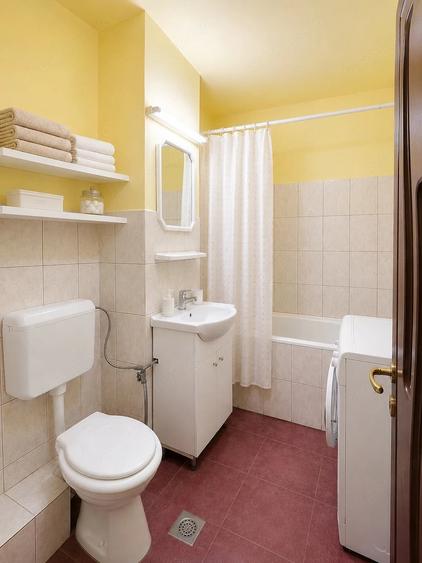 Apartament cu 2 camere decomandat în Rogerius