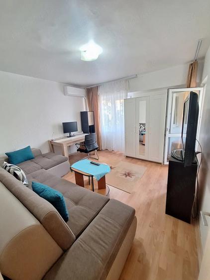 Garsonieră decomandată în Mazepa 1