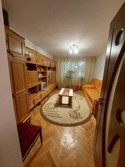 Apartament cu 3 camere decomandat în Ultracentral