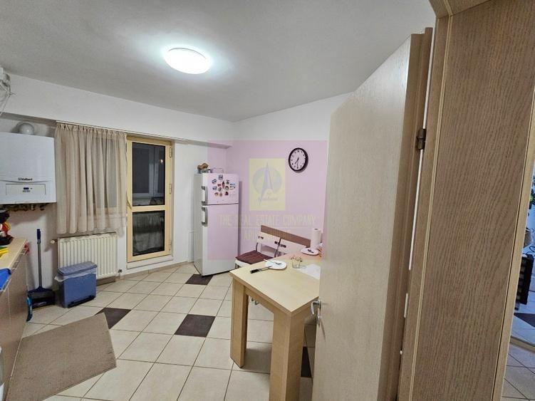 Apartament cu 2 camere decomandat, mobilat în Calea Călărașilor