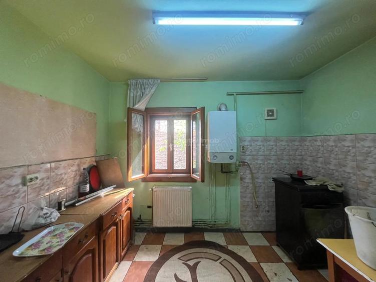 Apartament cu 2 camere nedecomandat în Central