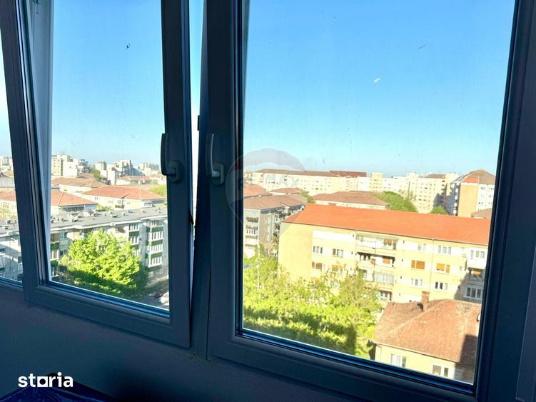 Apartament cu 3 camere în Decebal