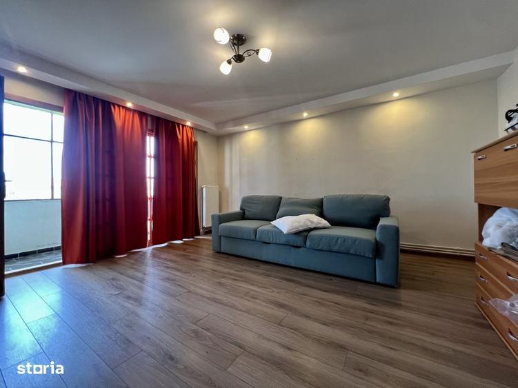 Apartament cu 3 camere decomandat în Bucovina