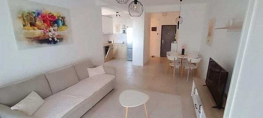 Apartament cu 2 camere decomandat în Moșnița Veche