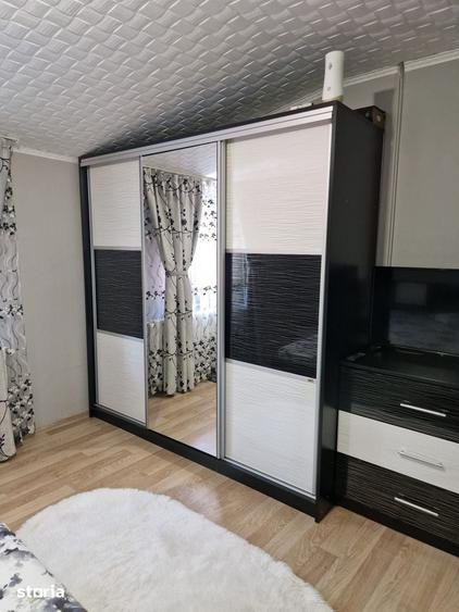Casă cu 4 camere cu Teren 259 Mp în Comana