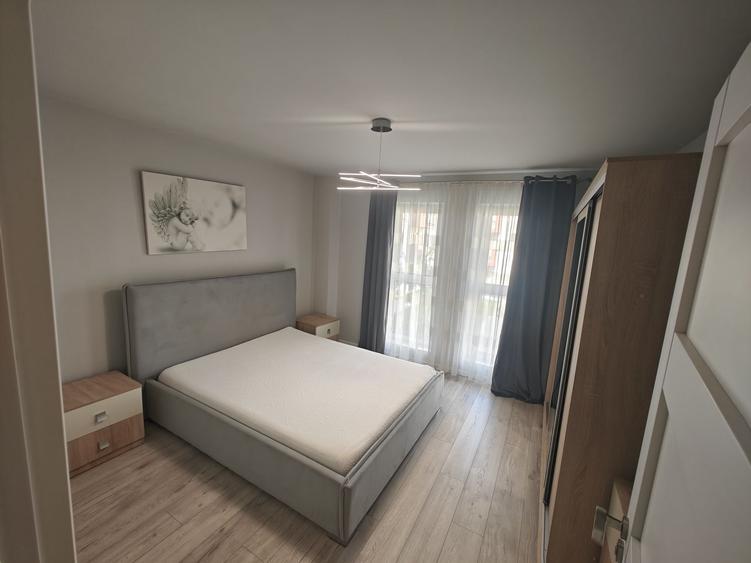 Apartament cu 2 camere semidecomandat în Florești
