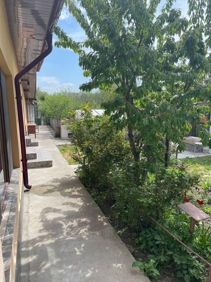 Casă individuală cu 4 camere cu Canalizare în Vârtoapele de Jos