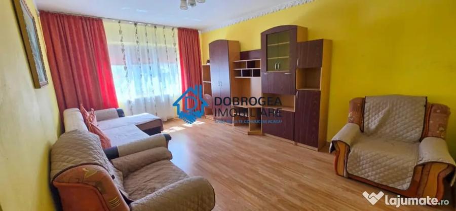 Apartament cu 3 camere decomandat în E3