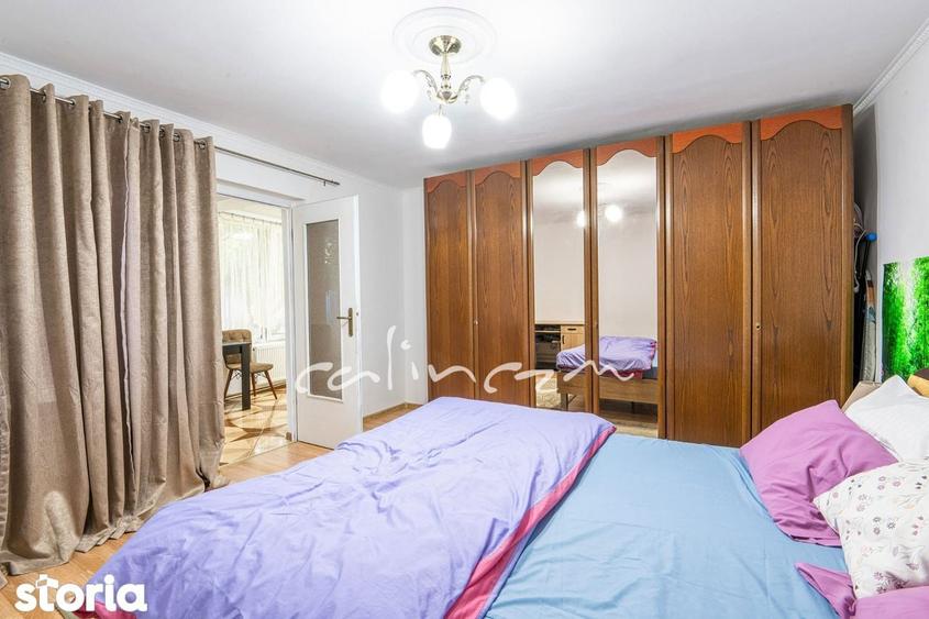 Casă cu 8 camere cu Teren 1385 Mp în Sânmartin
