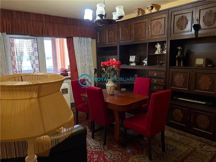 Apartament cu 2 camere decomandat, mobilat în Cantacuzino