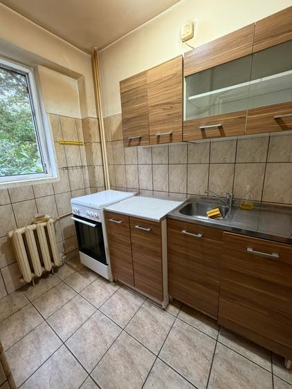 Garsoniera intre Lujerului si Gorjului, etaj 2, balcon, libera - 2