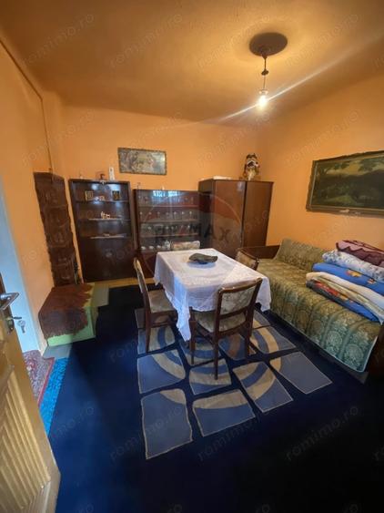 Casă cu Teren 900 Mp în Laslea