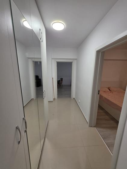 Apartament cu 3 camere decomandat, mobilat în Rediu