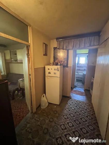 Apartament cu 2 camere decomandat în Dacia