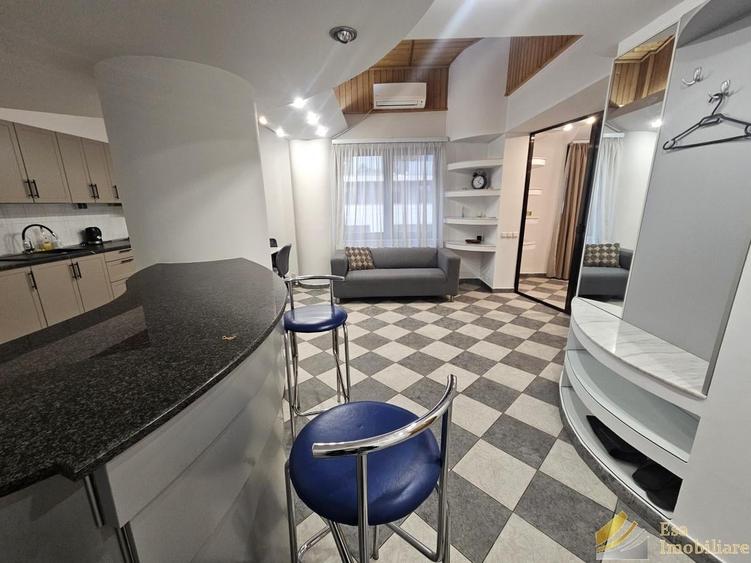 Apartament cu 3 camere decomandat, mobilat în Floreasca