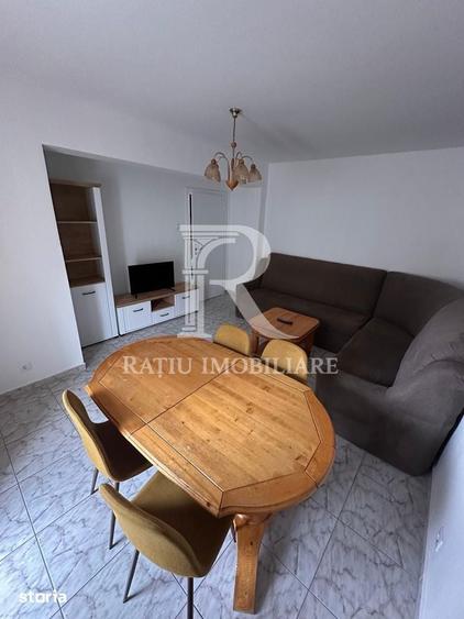 Apartament cu 3 camere în Orașul Nou