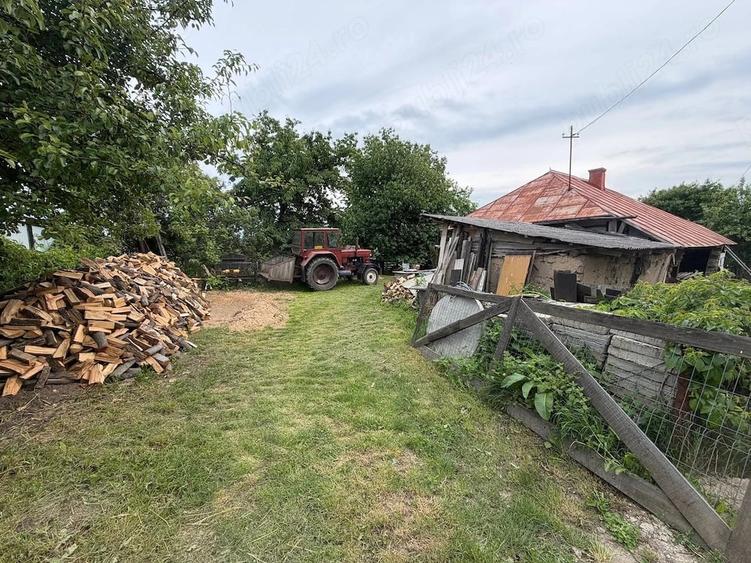 Teren de 2600 mp, în Șerbăuți