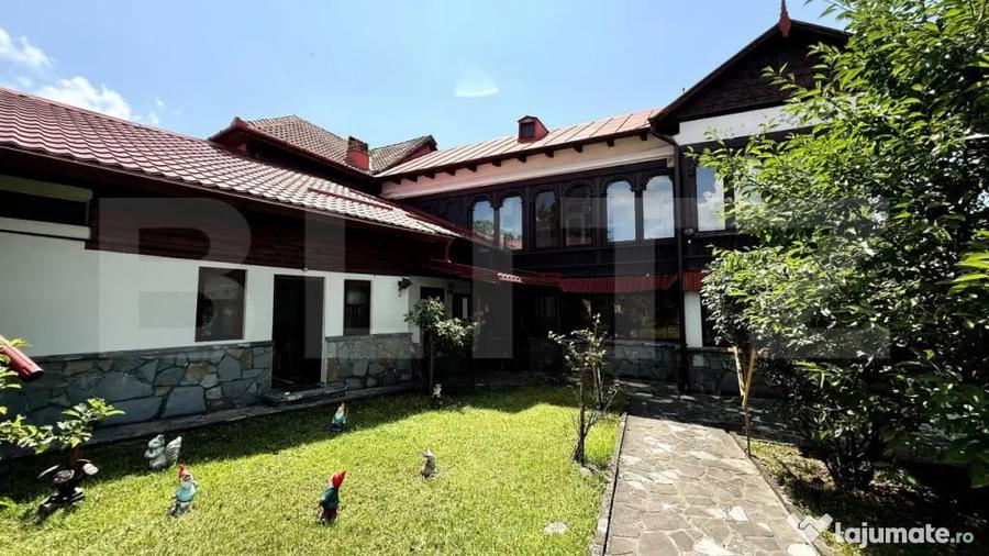 Casă cu 5 camere cu Teren 382 Mp în Pietroșița