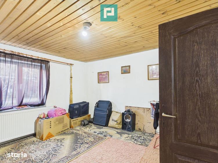 Casă cu 7 camere cu Teren 3141 Mp în Macea
