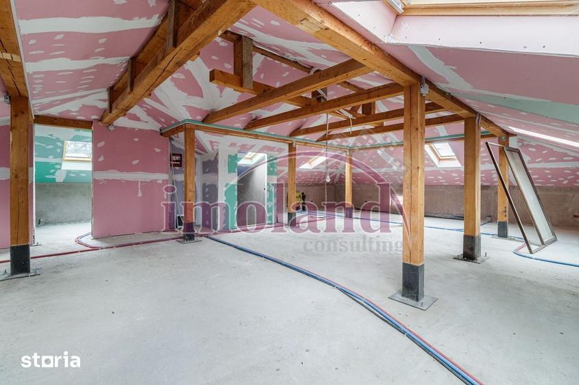 Casă cu 6 camere cu Teren 337 Mp în Herăstrău