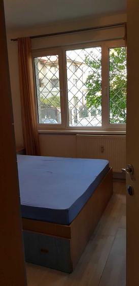Apartament cu 2 camere semidecomandat în 1 Mai