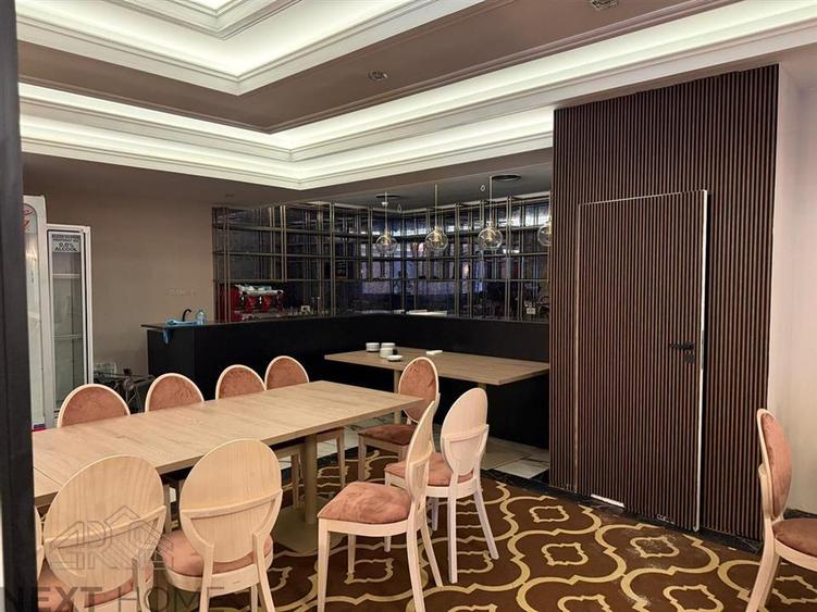 Spațiu comercial, de 528 mp, în Central