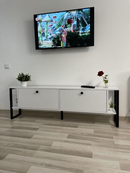 Apartament cu 2 camere în Apărătorii Patriei