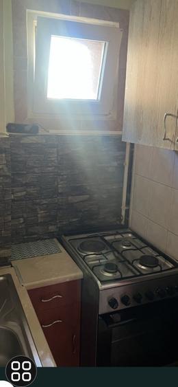 Garsonieră semidecomandată în Uzina 2