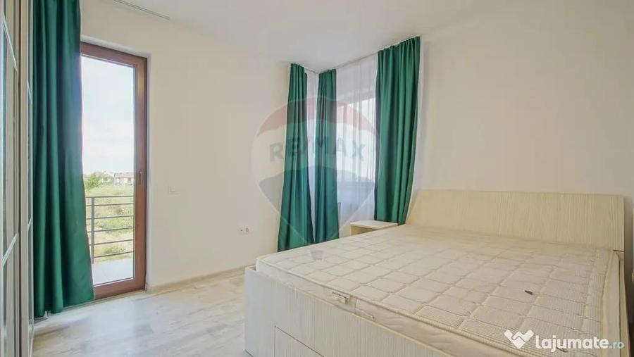 Apartament cu 3 camere decomandat în IAR