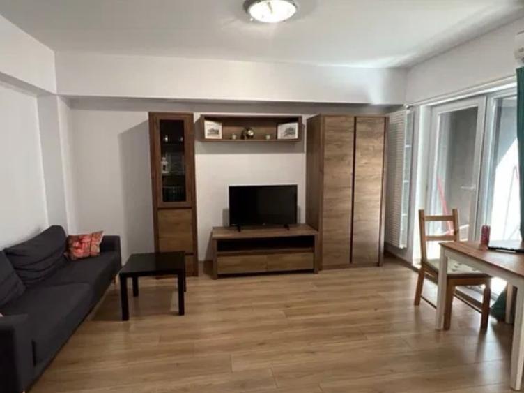Apartament cu 2 camere decomandat, mobilat în Dristor