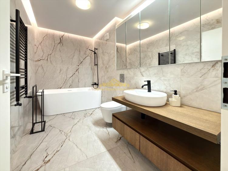 Apartament cu 3 camere decomandat în Băneasa