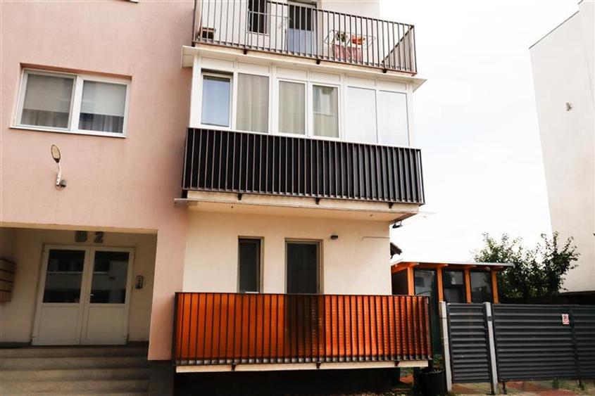 Apartament cu 2 camere decomandat, mobilat în Central