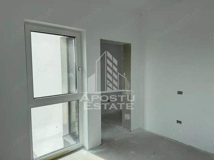 Casă cu Teren 240 Mp în Giarmata