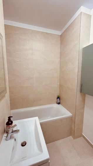 Apartament cu 2 camere decomandat, mobilat în Torontalului