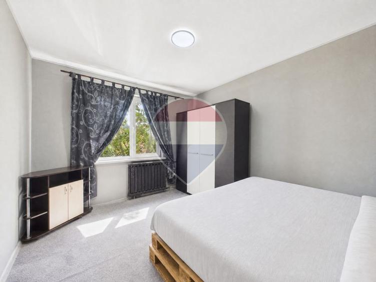 Apartament cu 3 camere decomandat, mobilat în Colentina