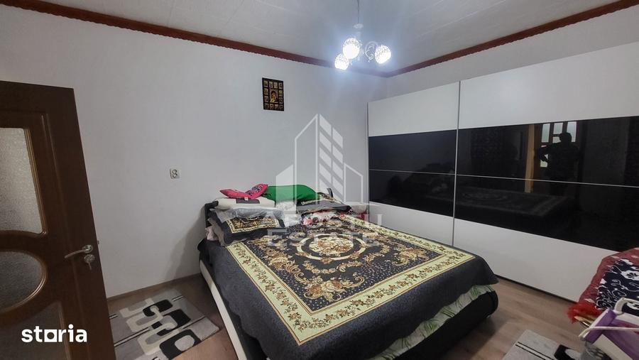 Casa individuala cu 6 camere,2 bai,teren de 1017 mp Pischia Central - 12