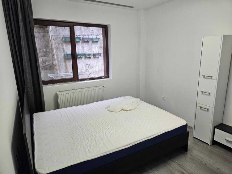 Apartament cu 2 camere decomandat în Zorilor