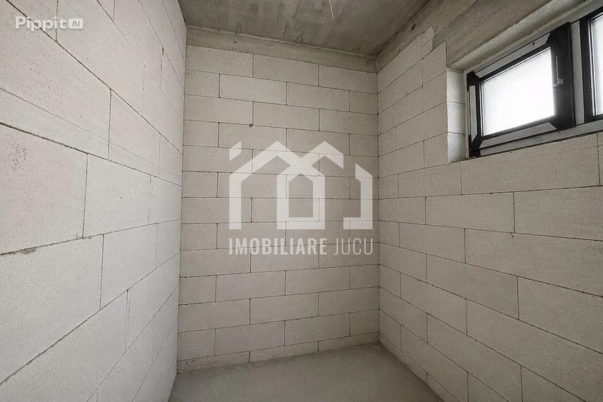 Casă cu 4 camere cu Teren 600 Mp în Jucu