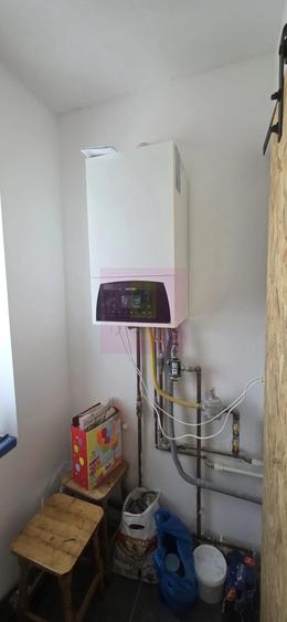 Casă cu 4 camere cu Teren 497 Mp în Central