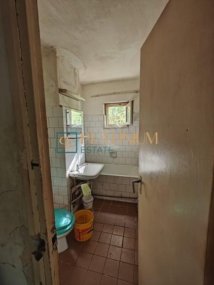 Apartament cu 2 camere semidecomandat în Aradului