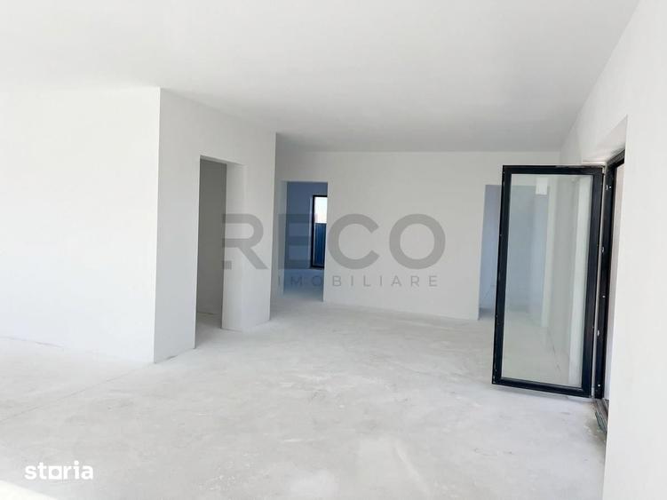 Casă cu 4 camere cu Teren 572 Mp în Oșorhei