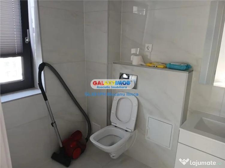Garsonieră decomandată în Vest
